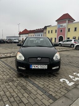 Hyundai Accent 1.5 crdi - 2