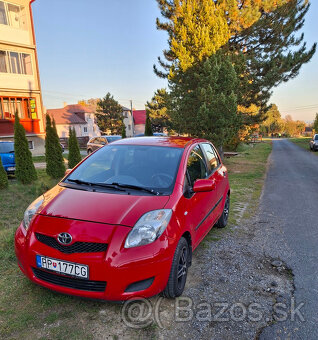 Toyota Yaris 1,33, 74 kW, 6 st. manuál - 2