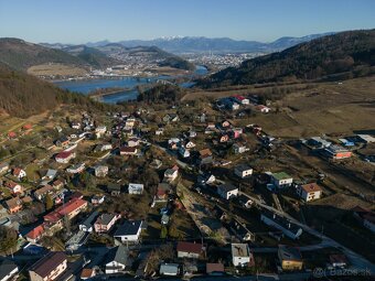 Ponúkame na predaj stavebný pozemok Žilinská Lehota. - 2