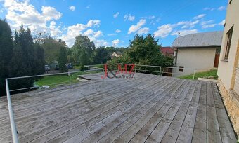 Stavba 122 m2 a drevená chata, pozemok 2.600 m2, Levice (SM- - 2