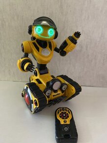 WowWee RoboRover robot - 2