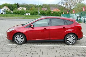 Ford Focus 1.0 EcoBoost 125k Spirit - 2