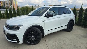 Volkswagen Tiguan 2,0TDI R-Line 4 MOTION DSG - 2