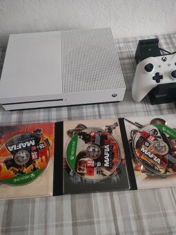 Xbox one S + ovladač +3 hry - 2