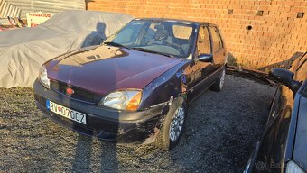 Ford Fiesta 1.7i - 2