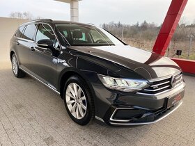 Volkswagen Passat Variant GTE 1.4 TSi 115 kW DSGPlugInHybrid - 2