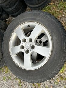 Hyundai zimní pneu 215/65 R16 - 2