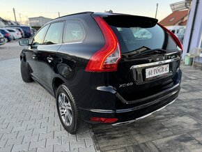 Volvo XC60 D4 Momentum Geartronic AWD - 2