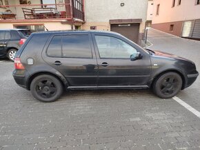 Volkswagen Golf 1.9 TDI - 2