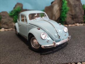 Prodám model 1:18 Volkswagen Beetle 1967 - 2