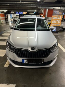 Skoda fabia ambition plus silver 2019 - 2