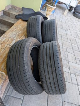 predám letné pneu 215/55 R16 - 2