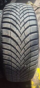 Predám 4ks.zimné pneumatiky semperit 195/55R16 87H. - 2