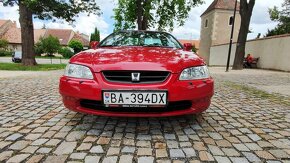 Predám Honda Accord  coupe 3.0 VTEC - 2