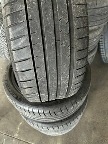 MICHELIN PILOT SPORT 4 215/40 R17 - 2