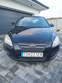 Kia Ceed 1.6 CRDI - 2