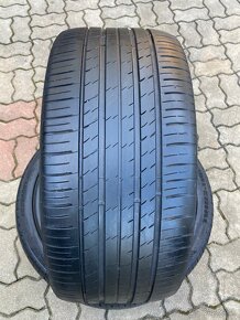 Letne pneu 295/35 R21 - 2