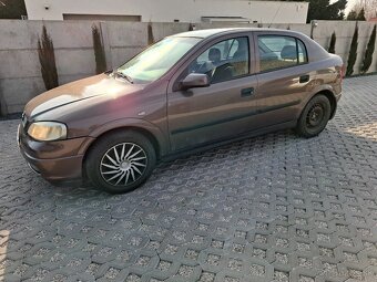 Opel Astra 1,4 16V benzín - 2