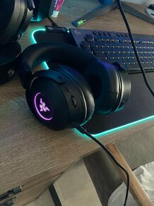 Razer Kraken V3 Hypersense - 2