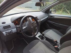 Opel Astra H 1.6 na ND/opravu - 2