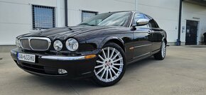 2005 Jaguar XJ8 L 4.2 V8 - 2