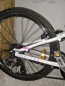 Bicykel KELLYS Kiter 30 White 11 24″ 2020 - 2