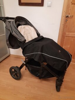 Britax B motion 4 plus - 2