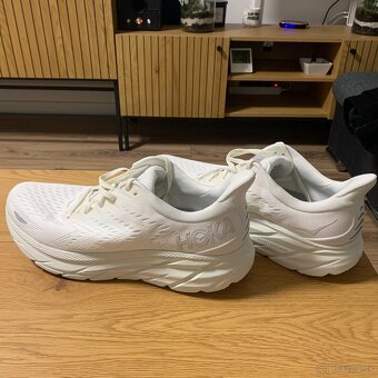 Hoka Clifton 8 - 48 31cm nové - 2