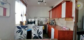 HALO reality - Predaj, trojizbový byt Dolný Pial, 3 izby + K - 2