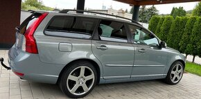 Predám volvo V50 R_design combi - 2