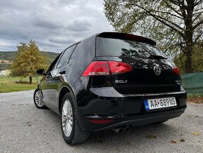 Volkswagen Golf VII Hatchback 2.0 TDi /110kw/2014/M6 - 2