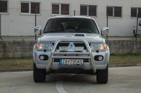 Mitsubishi Pajero Sport - 2