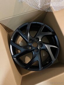 5x114.3 R18 originál Mazda - 2