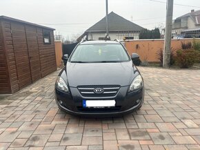 Predám Kia Ceed SW 1.4benzín 130 000km - 2