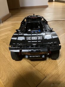 LEGO Technic 42160 Audi RS Q e-tron - 2