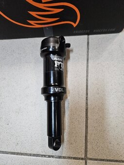 Tlmič Fox Float performance DPS Trunnion 185x55 - 2