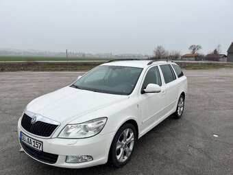 Skoda Octavia 2.0 TDI style edition r.v 2012 xenon nav - 2