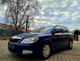 Škoda Octavia Combi 1.6 TDI CR Ambiente Max R.V.2013. - 2