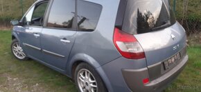 RENAULT SCENIC  GRAND  DCI- - 2