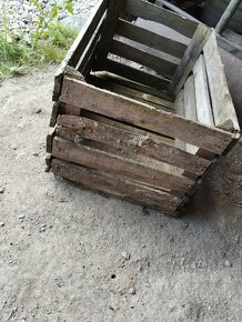 Stará drevená debna - 2