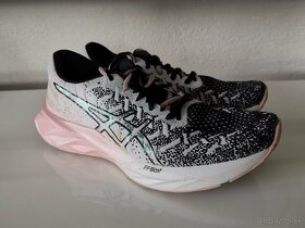 ASICS DYNABLAST W Pôvodná cena: 89,90EUR Bežecké tenisky - 2