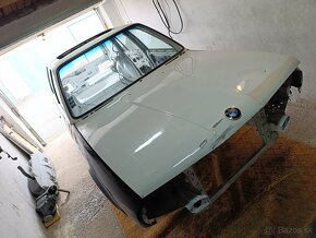 BMW E30 Touring karoséria - 2