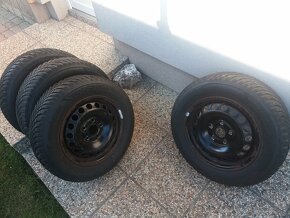 Predaj - zimne pneumatiky Hankook s diskami 195/65 r15 - 2