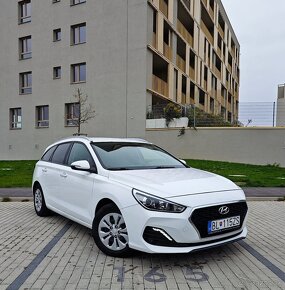 Hyundai i30 1,6 CRDI 2020 v Záruke + zimné pneumatiky - 2