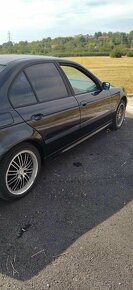 Predám BMW 523i benzin - 2