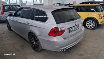 BMW 330D - 2