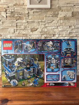 LEGO Jurassic World 75919 - 2