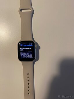 Apple Watch SE 2 Starlight - 2