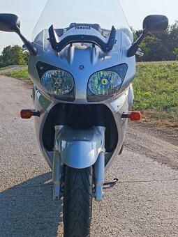 YAMAHA FJR 1300 - 2