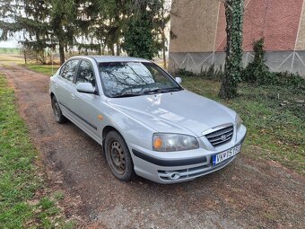 Hyundai Elantra 1.6 - 2